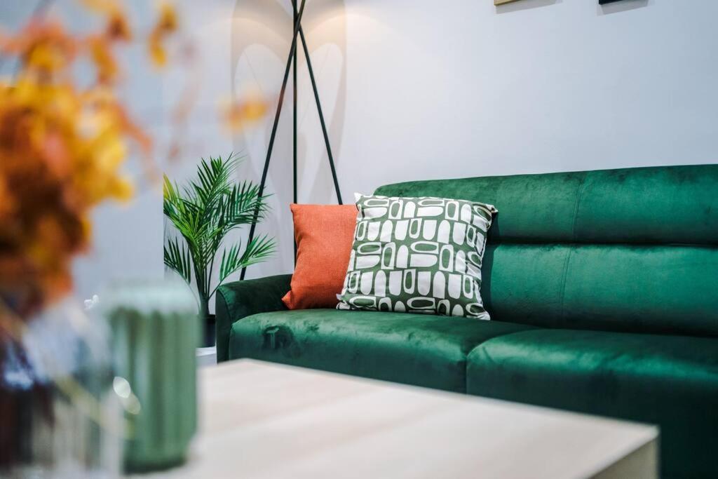 Mansa Musa House - 5 Bed 5 En Bathrooms, Newly Refurbished House With Free Parking Outside Apartment Liverpool