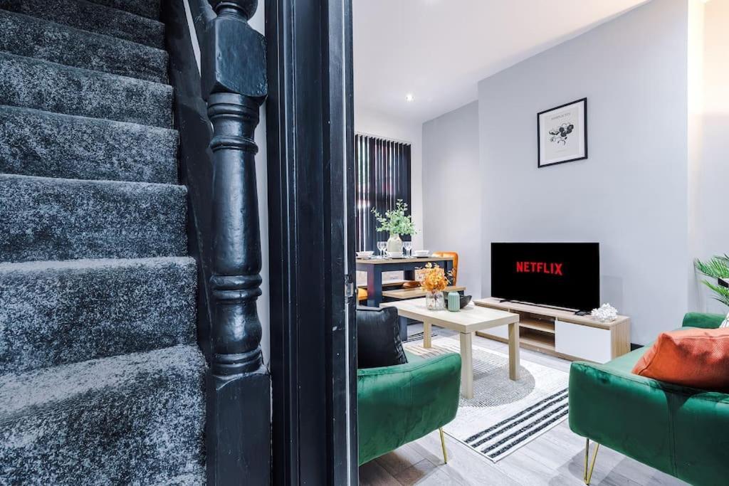Mansa Musa House - 5 Bed 5 En Bathrooms, Newly Refurbished House With Free Parking Outside Liverpool